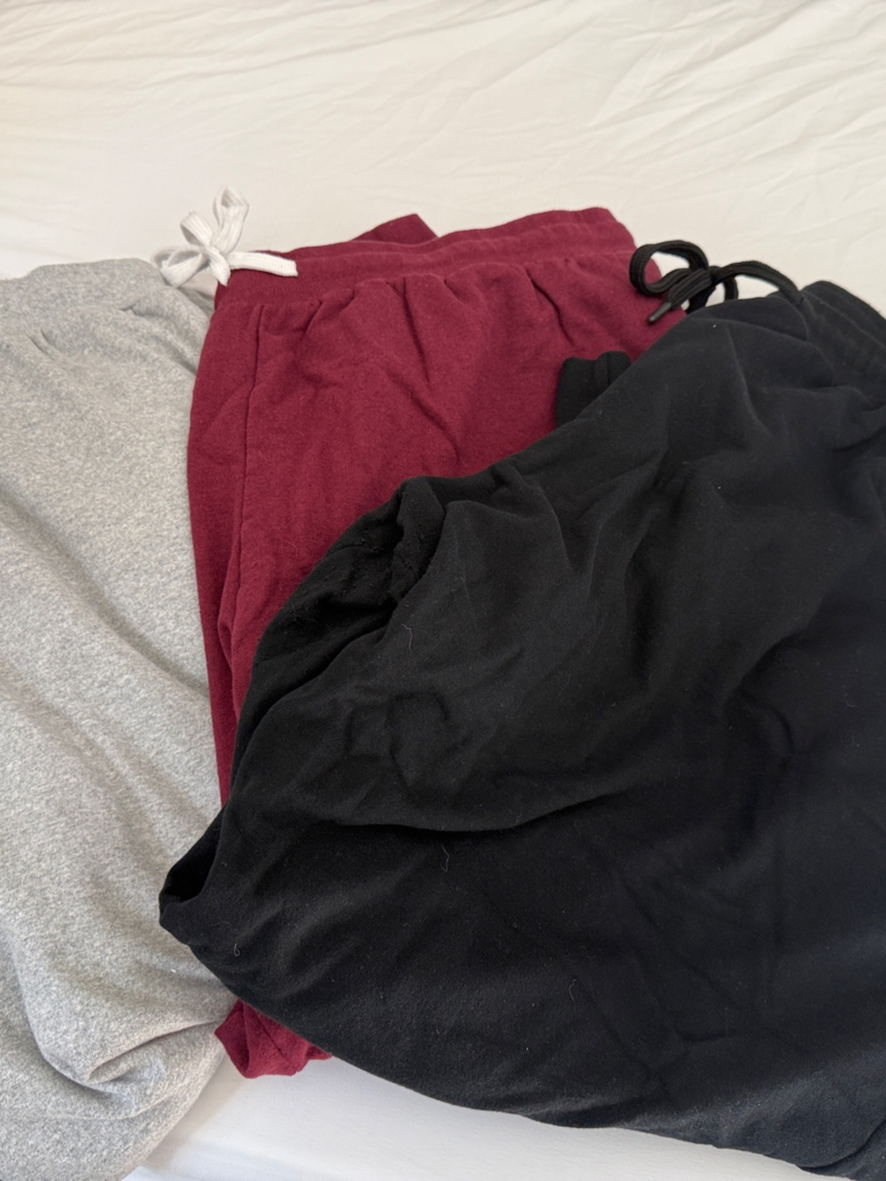 Amazon Essentials Men's Jogger Pants - Black, Heather Gray & Burgundy